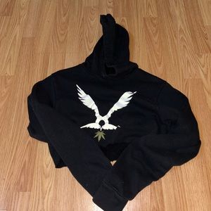 Cute cropped sweater all $7